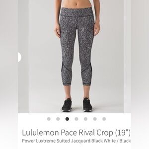 lululemon athletica Black & White pace rival race crops
